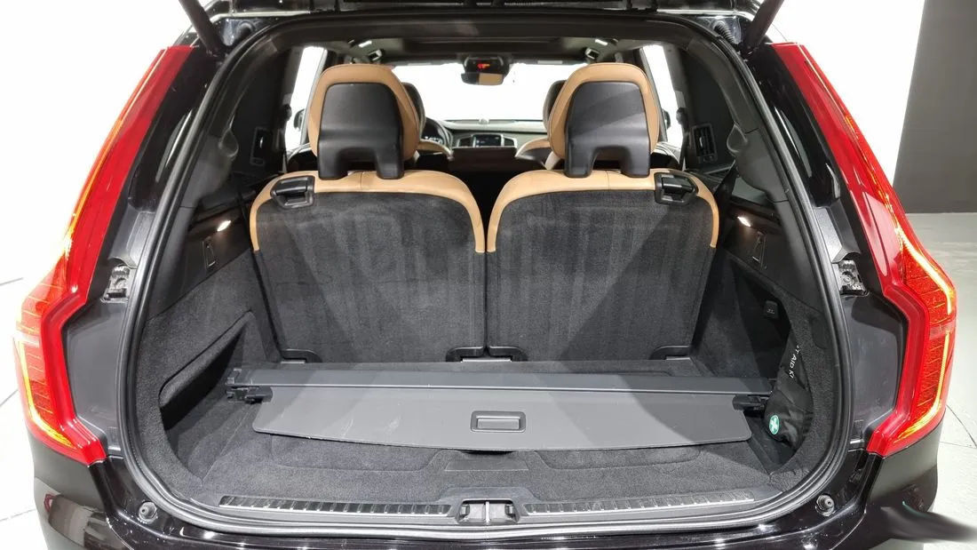 Volvo XC90 foto 19