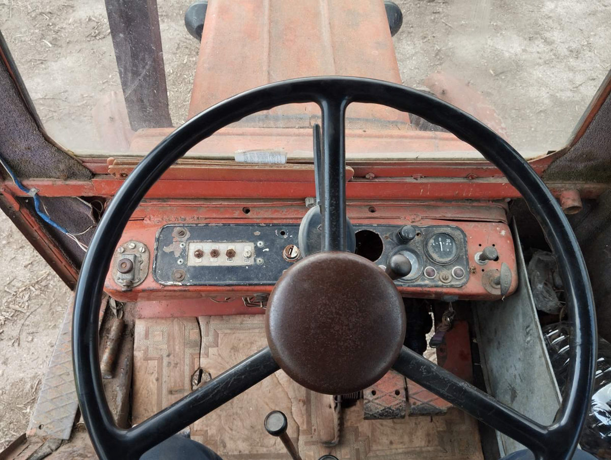 T 25