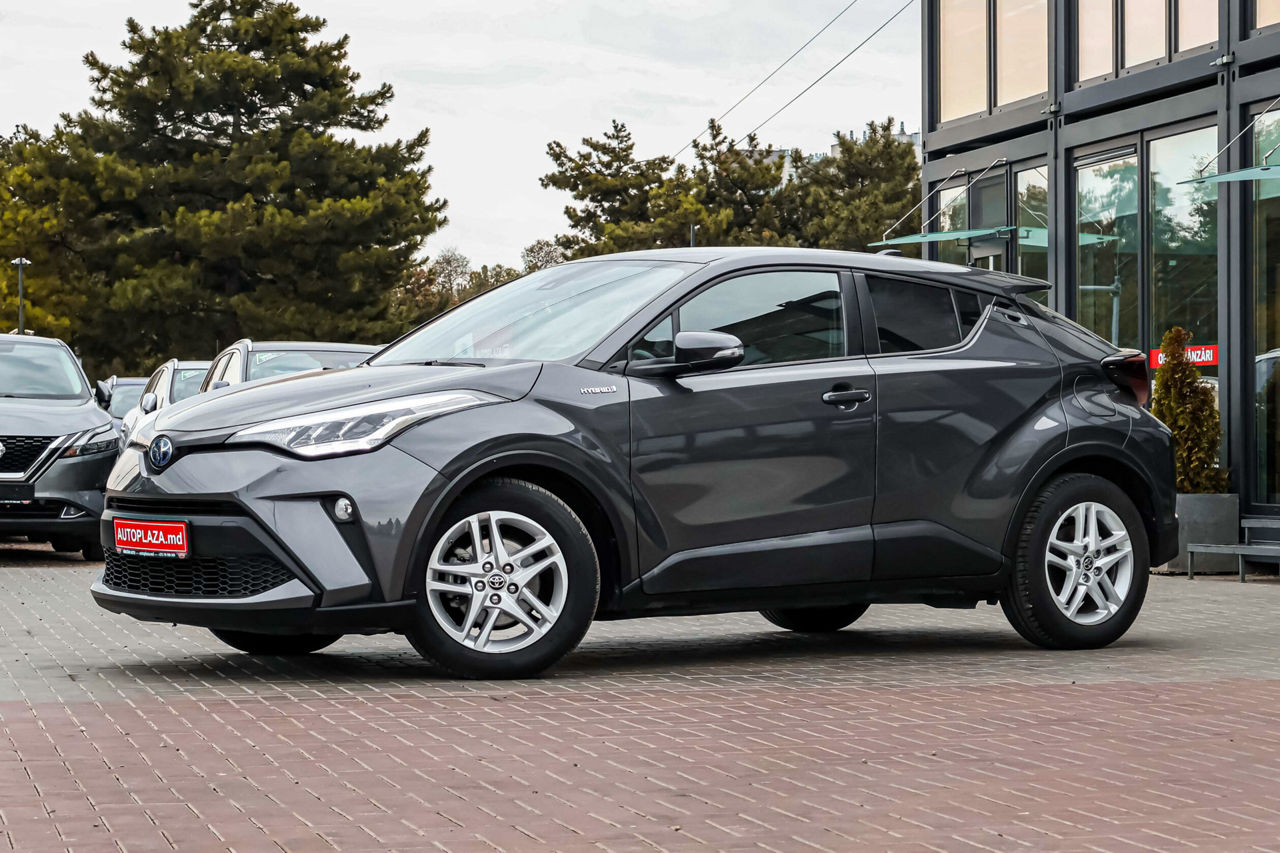 Toyota C-HR foto 0