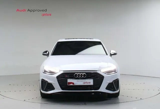 Audi S4 foto 2