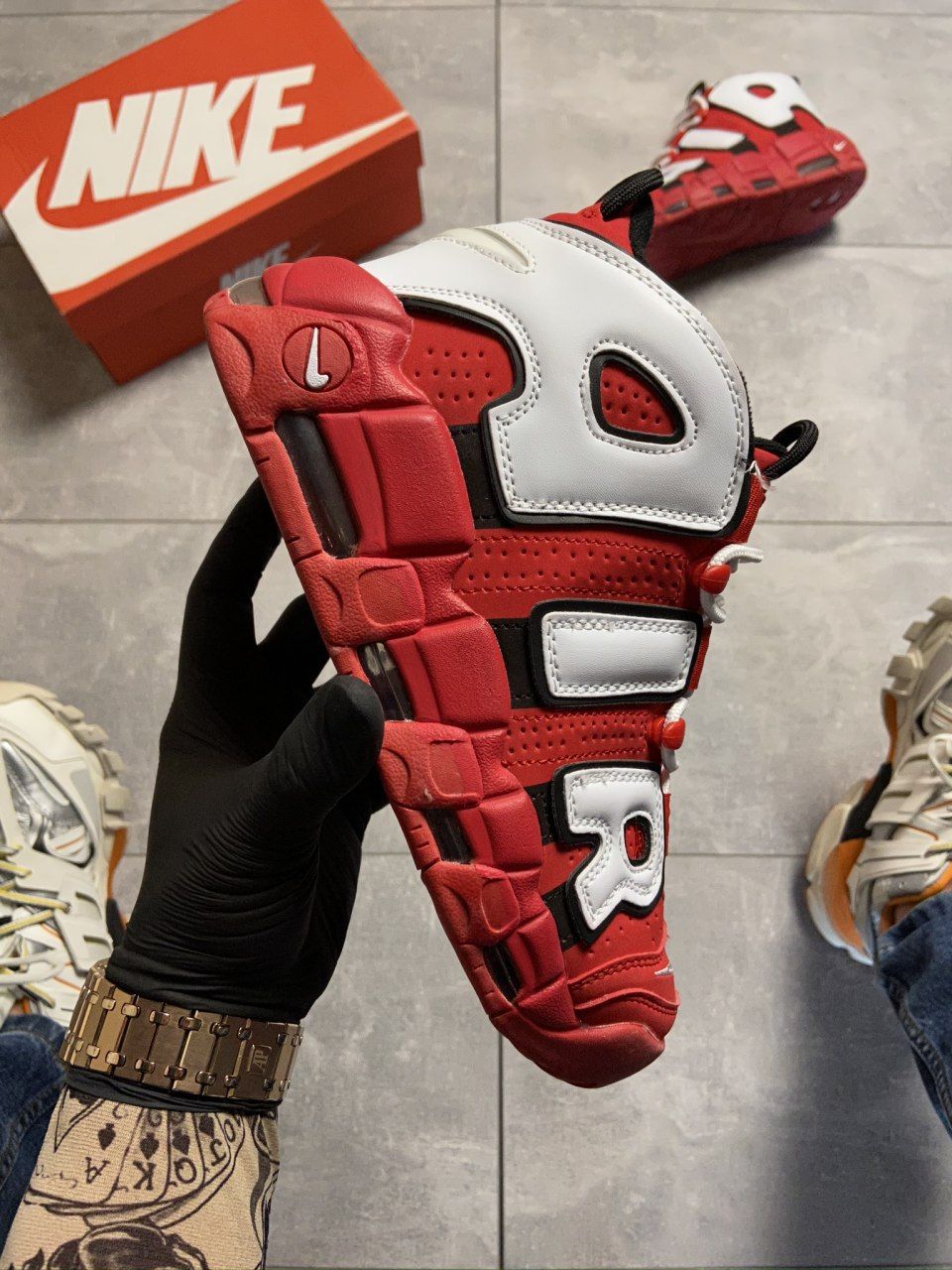 Nike Air More Uptempo University Red foto 1