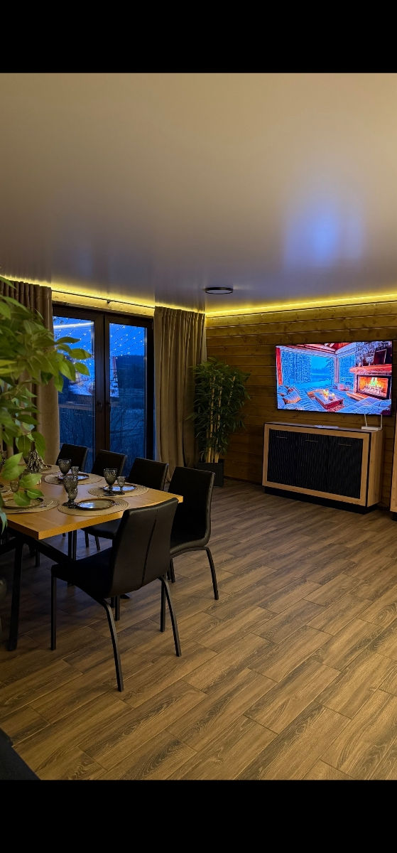 Inchiriere Vila cu piscina sauna si ciubar fierbinte In Balti foto 11