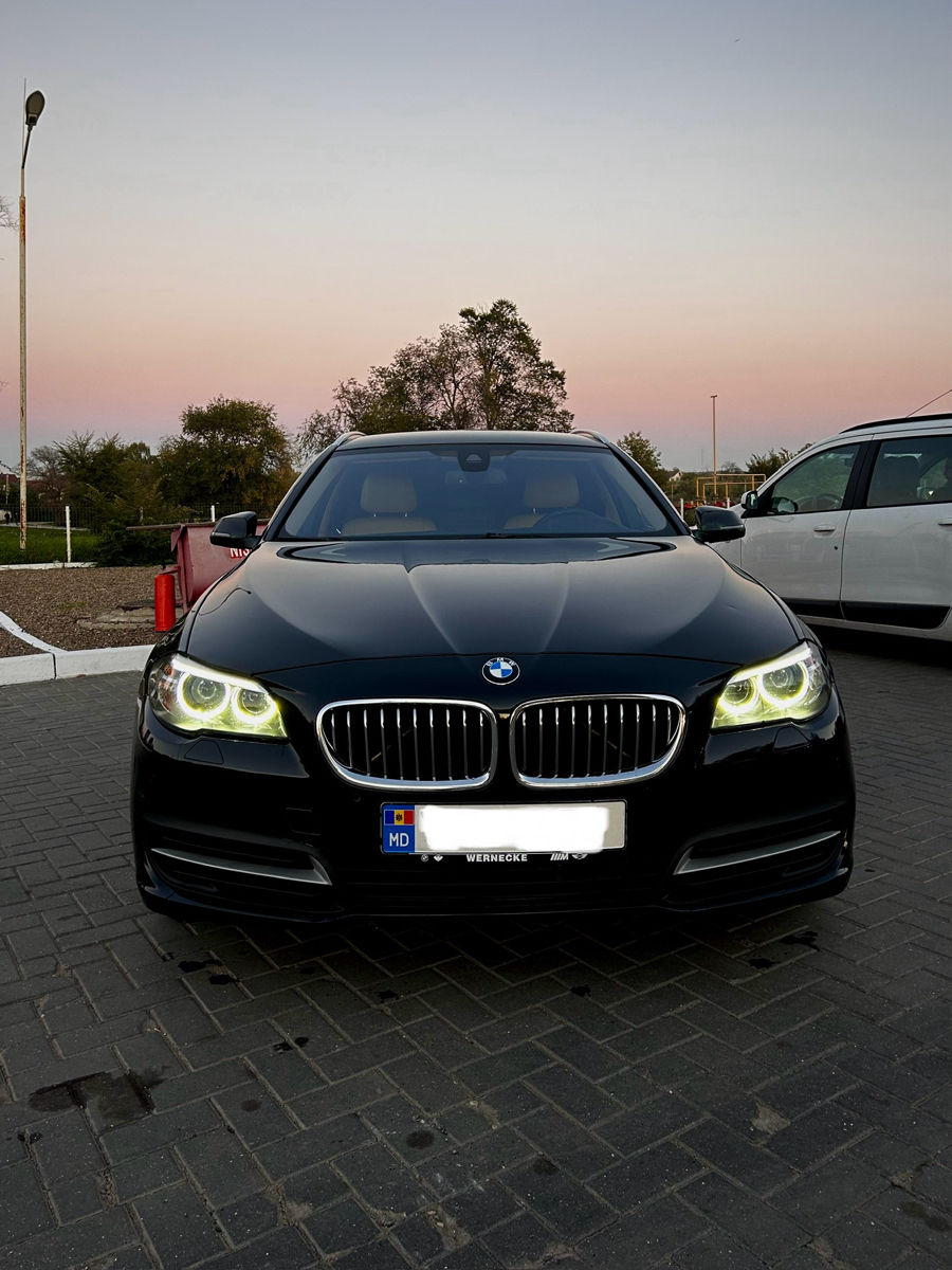 BMW 5 Series foto 0