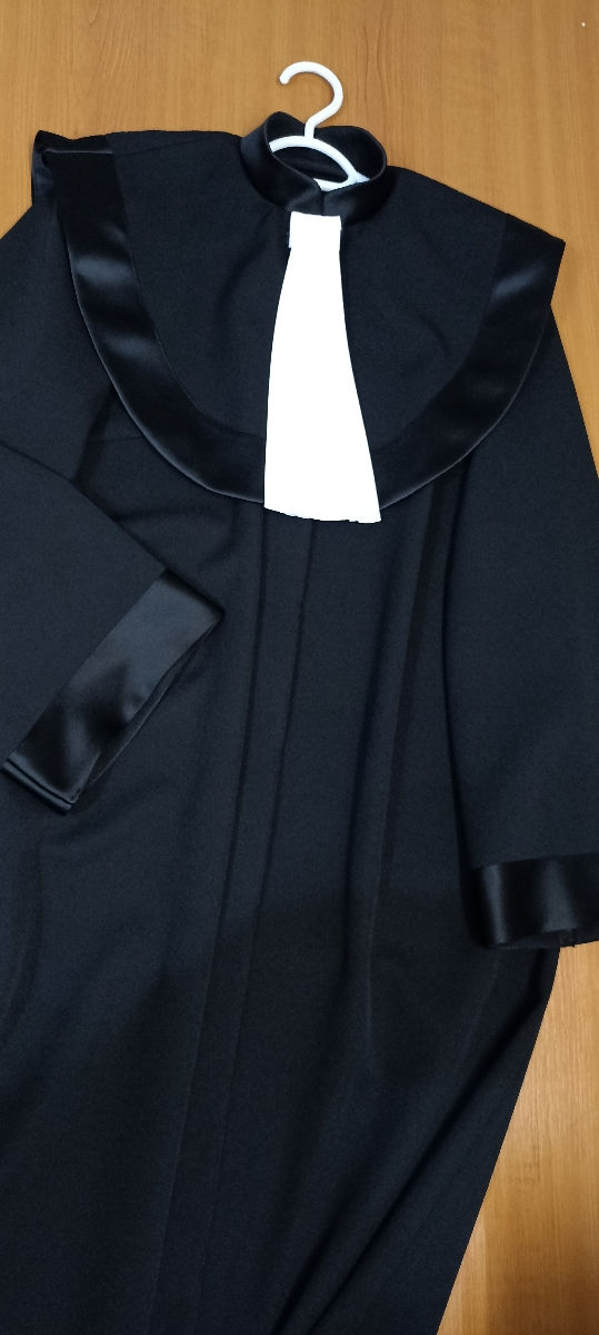Robe pentru avocați și stagiari, procurori, judecători la comandă! Мантий для адвокатов! foto 4