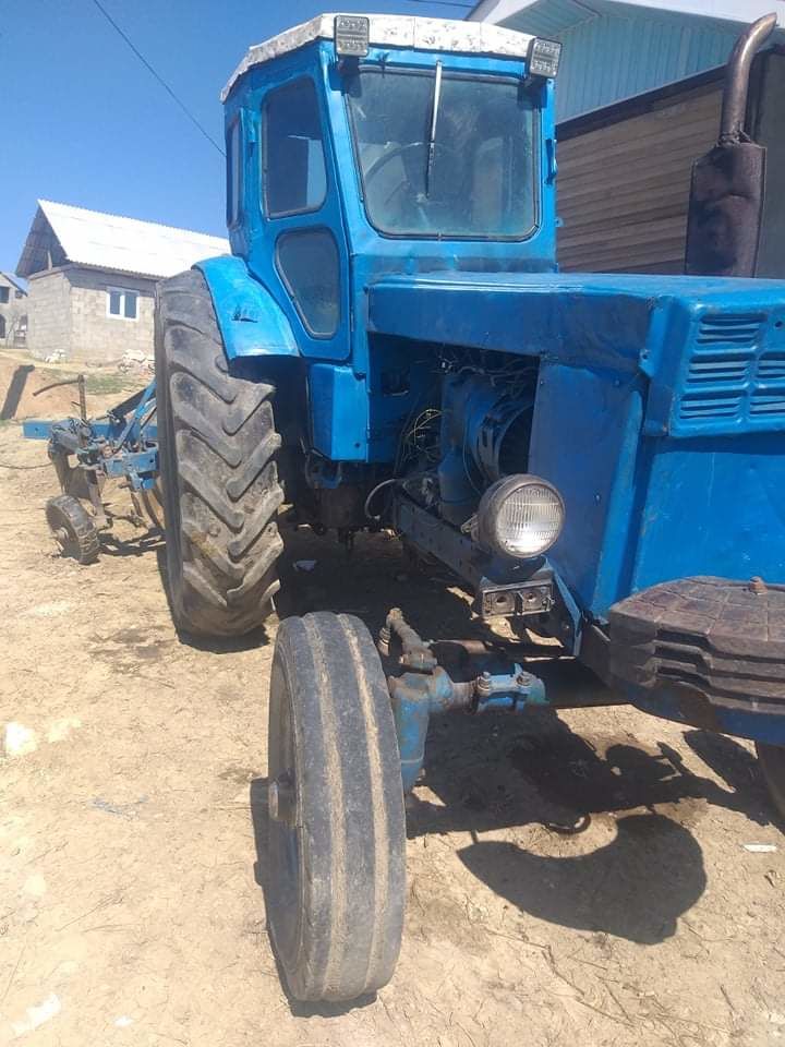 Tractor t40