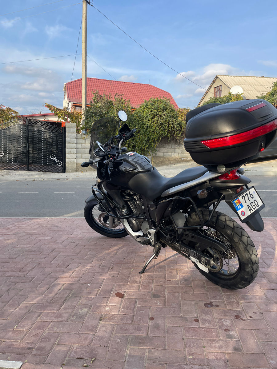 Honda Transalp 700 фото 3
