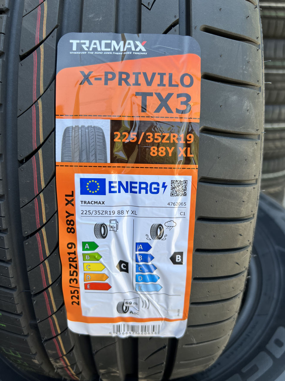 225/35 R19 Tracmax Xprivilo TX3 / Доставка, livrare toata Moldova foto 1