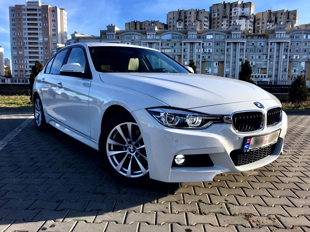 Бмв 320i f30. BMW 320i f30. BMW f30 2016. БМВ 320 ф30. BMW f30 320 m.