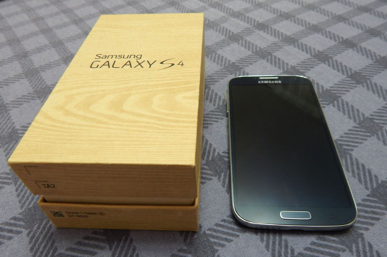 3350 MDL Original Samsung Galaxy S4