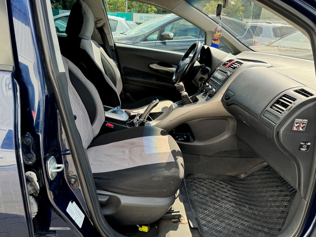 Toyota Auris foto 7