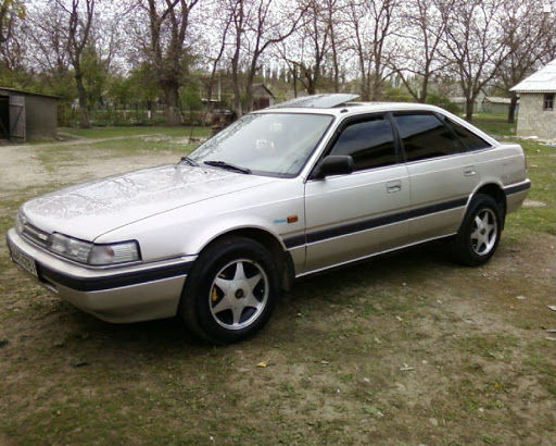 Mazda 626 foto 2