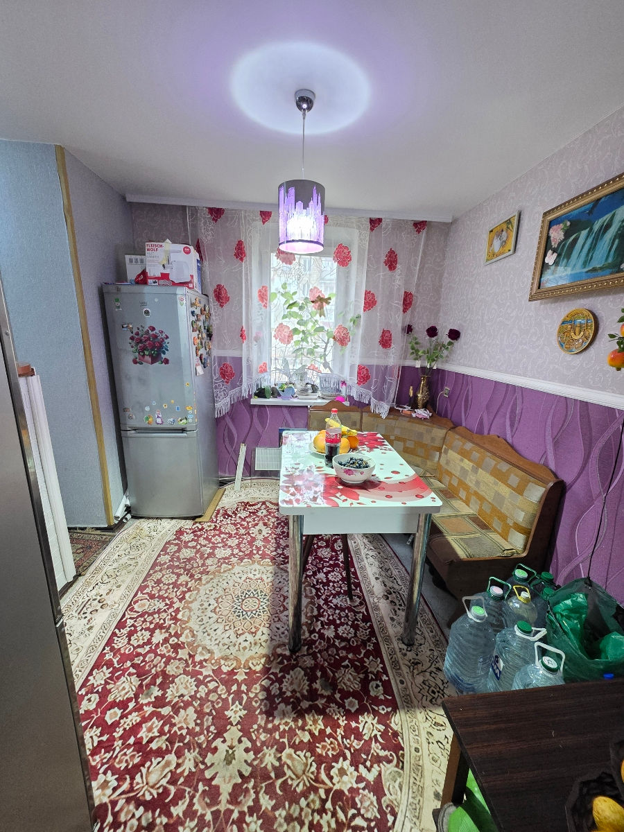Apartament cu 3 camere,  8 cartier,  Bălți,  Bălți mun.