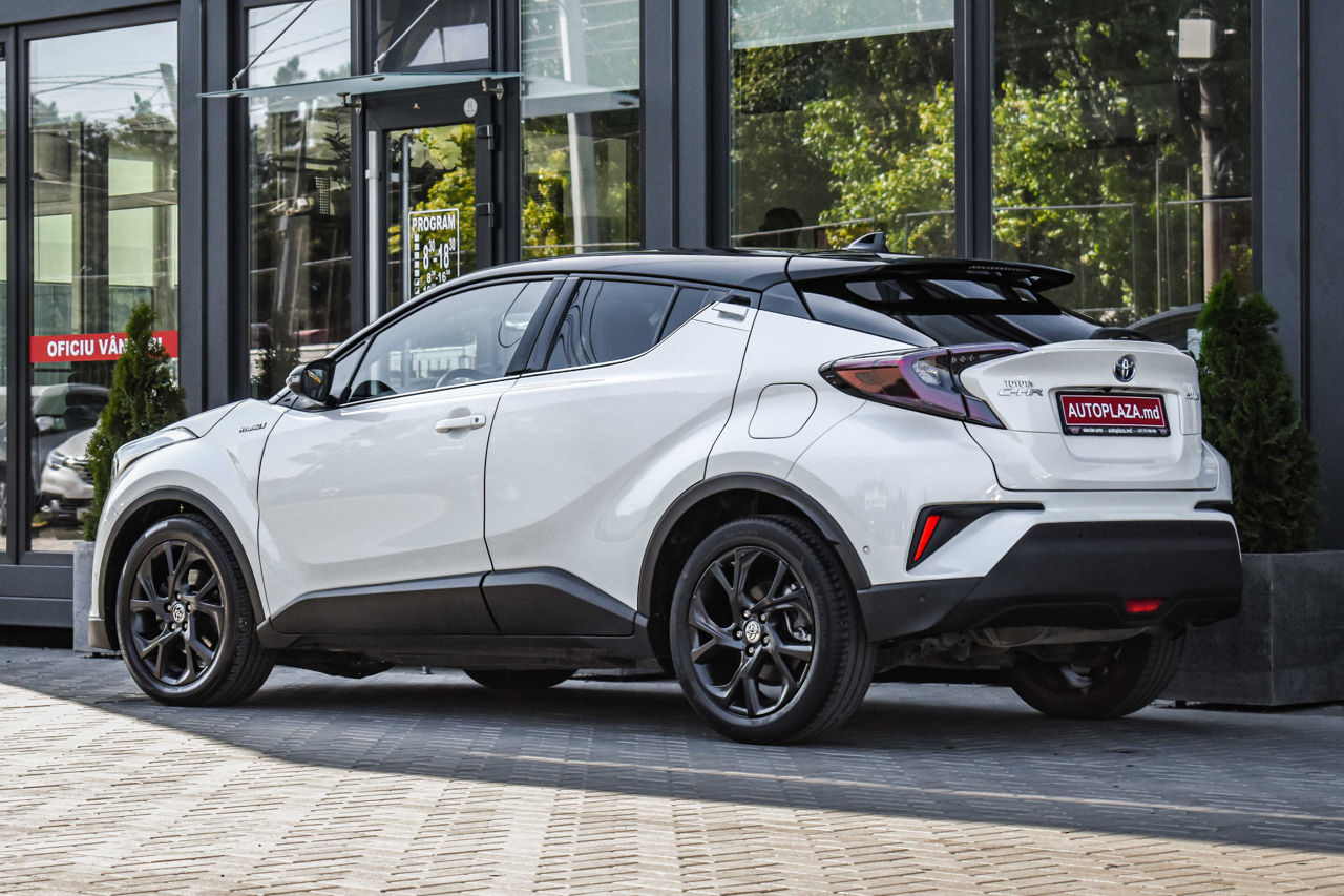 Toyota C-HR foto 6