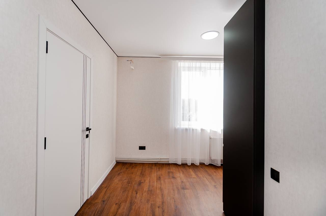 Apartament cu 2 camere, 40 m², Buiucani, Chișinău foto 2