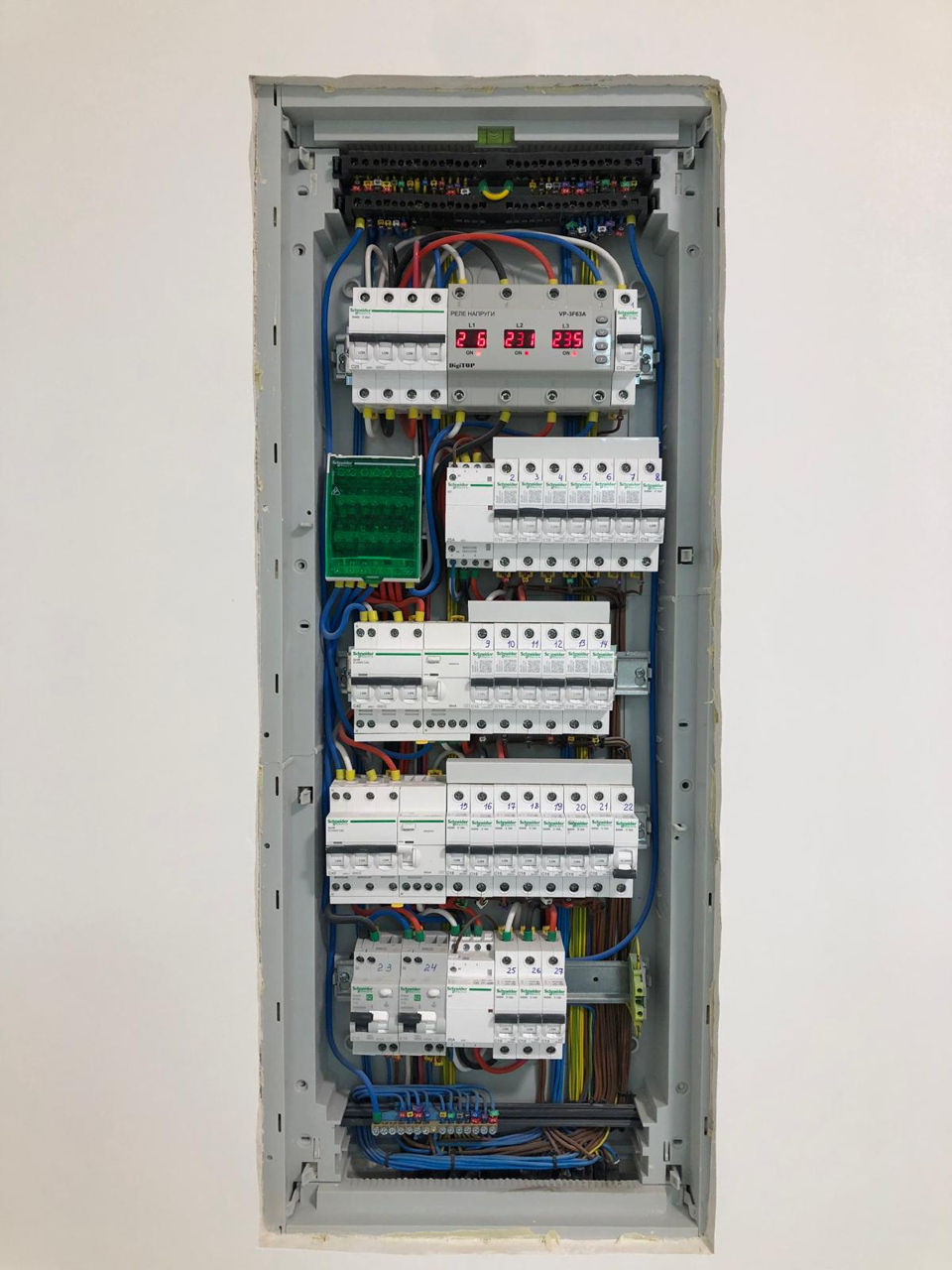 Lucrari de electricitate. calitate inalta. garantie foto 0