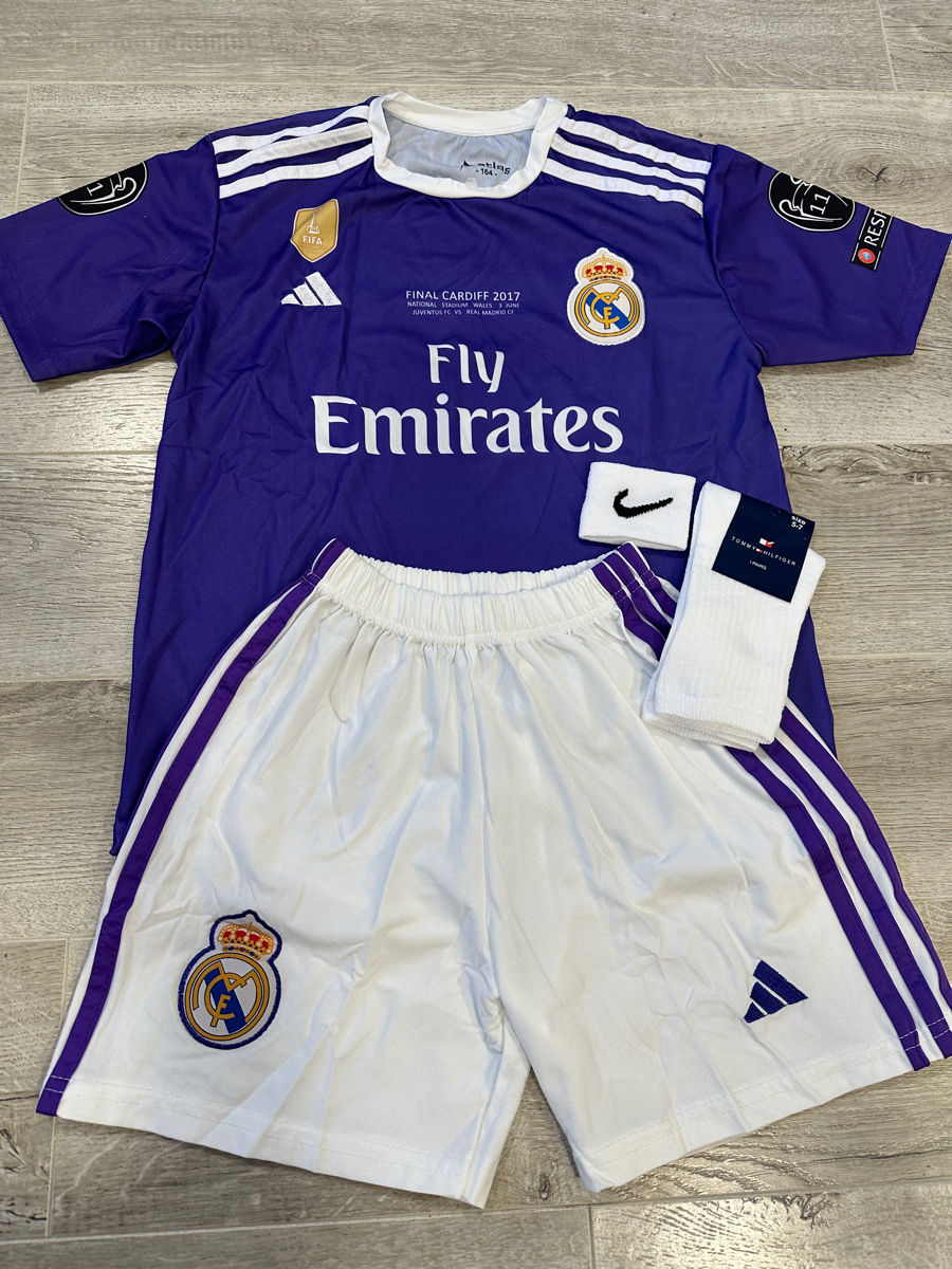 Costum fotbal Lamine Yamal 140 cm,152 cm foto 5