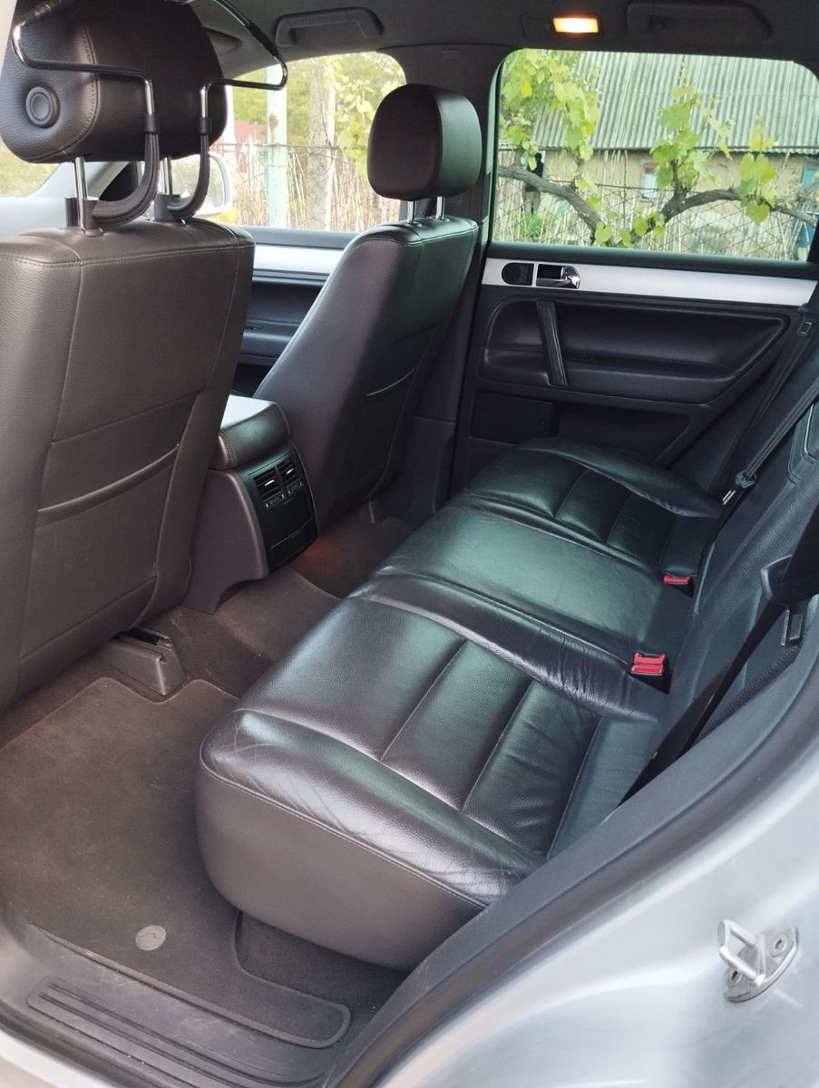 Volkswagen Touareg foto 6
