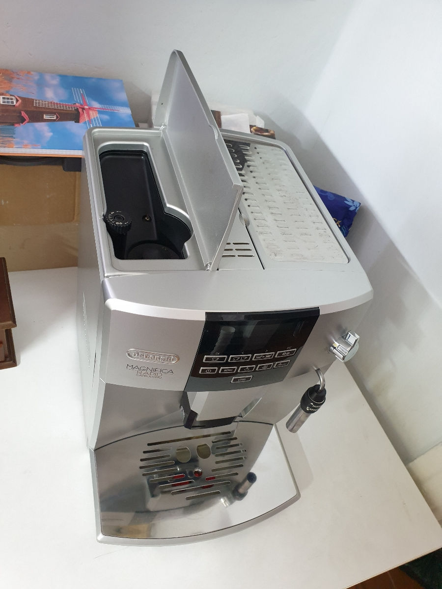 Delonghi Magnifica Rapid Cappucino foto 5