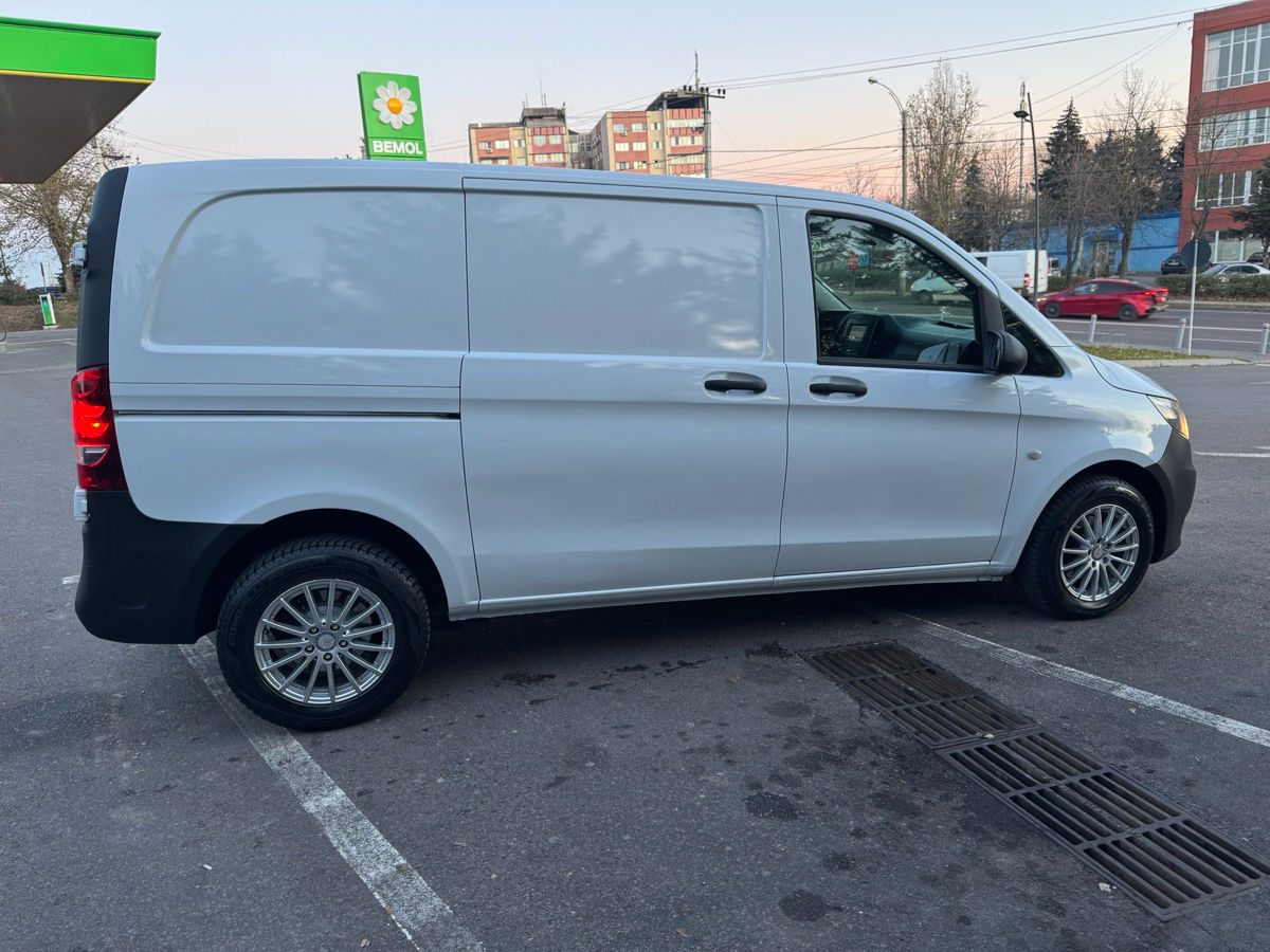 Mercedes Vito foto 2