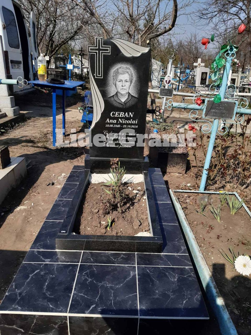 Monumente din granit.Livrare și instalare prin toată Moldova. foto 8