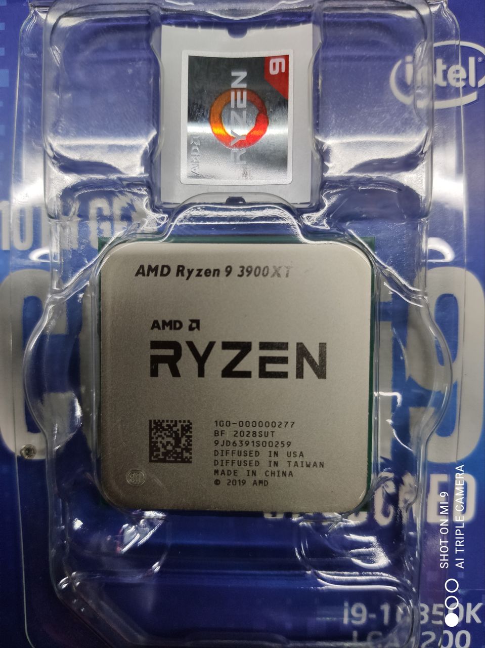 Продам новый процессор ryzen 9 3900xt Топовый холодный 24-рех поточный  процессор, для работы и игр и