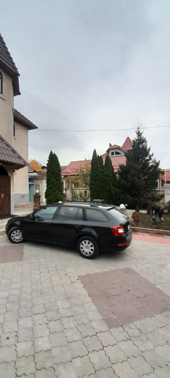 Spre în vânzare casă în 3 nivele, situată în sectorul Buiucani, str. Alba Iulia foto 14