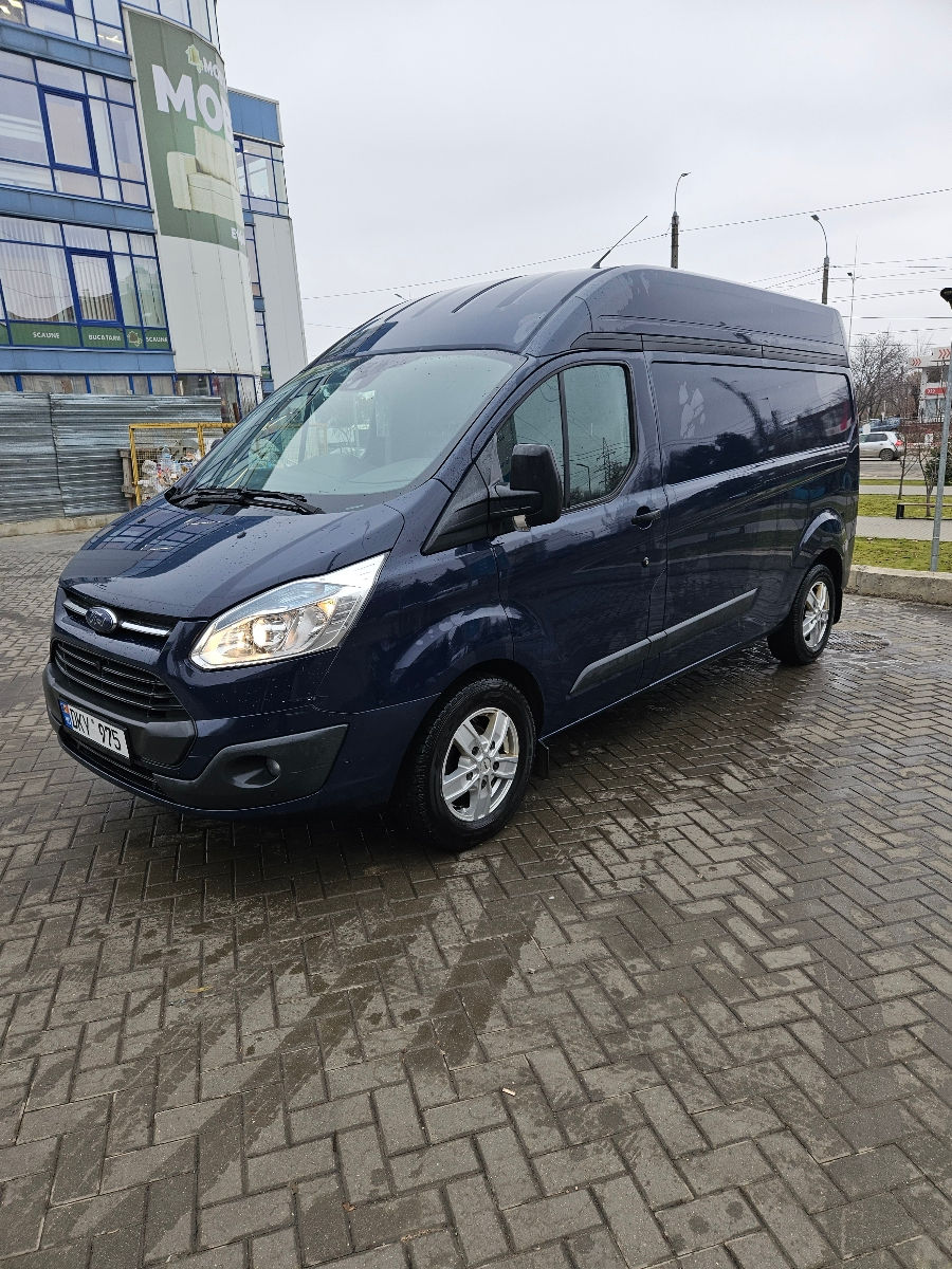 Ford Transit custom foto 0