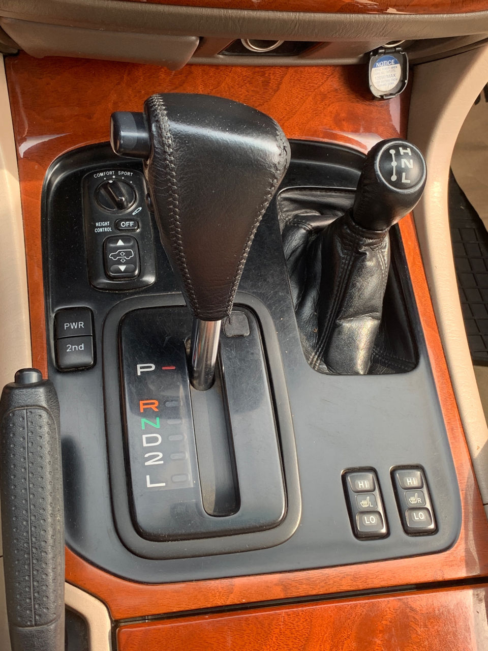 Lexus LX Series foto 14