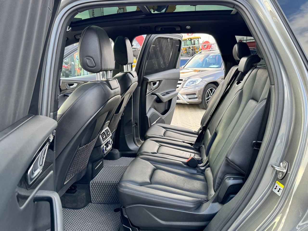 Audi Q7 foto 14