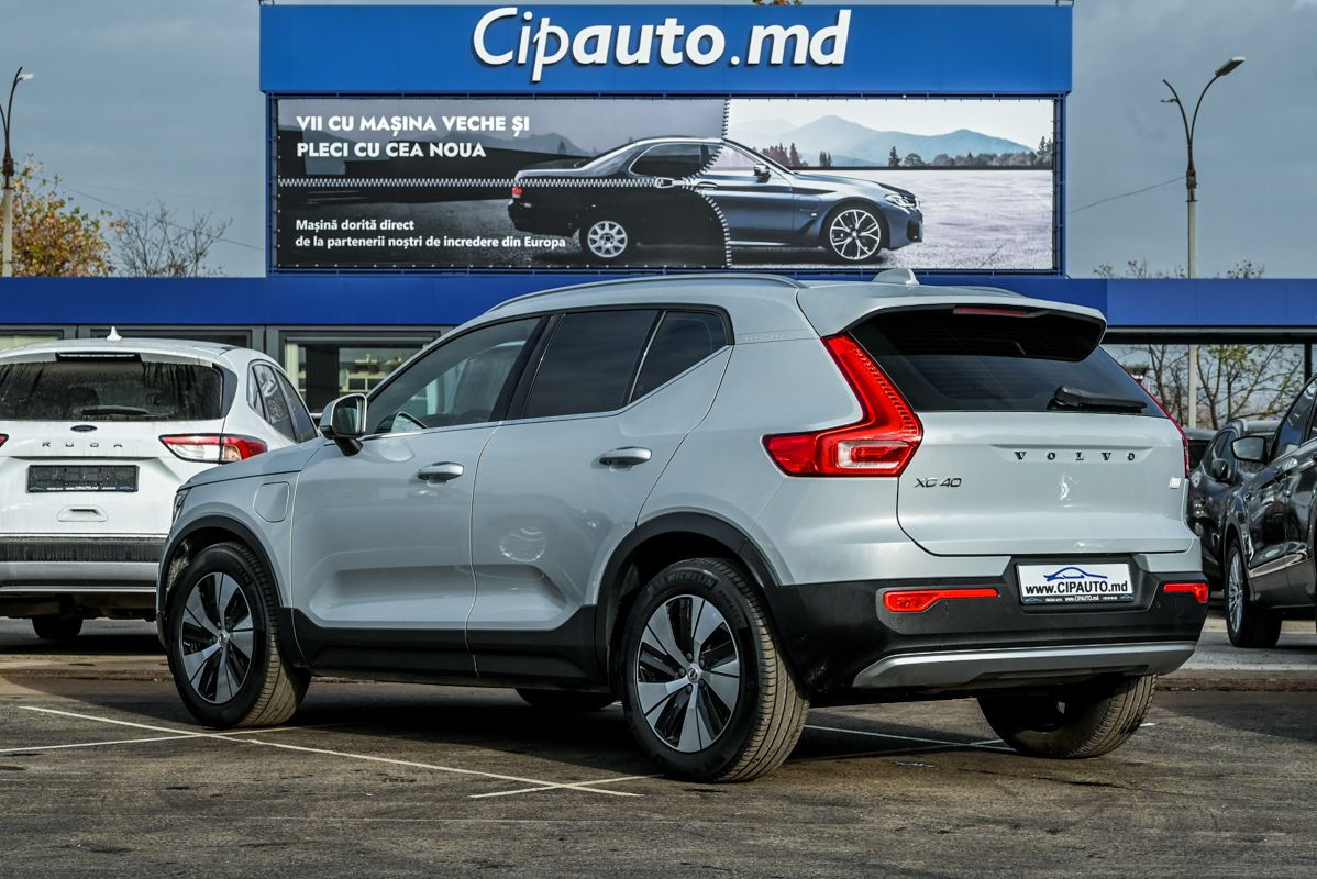 Volvo XC40 foto 1