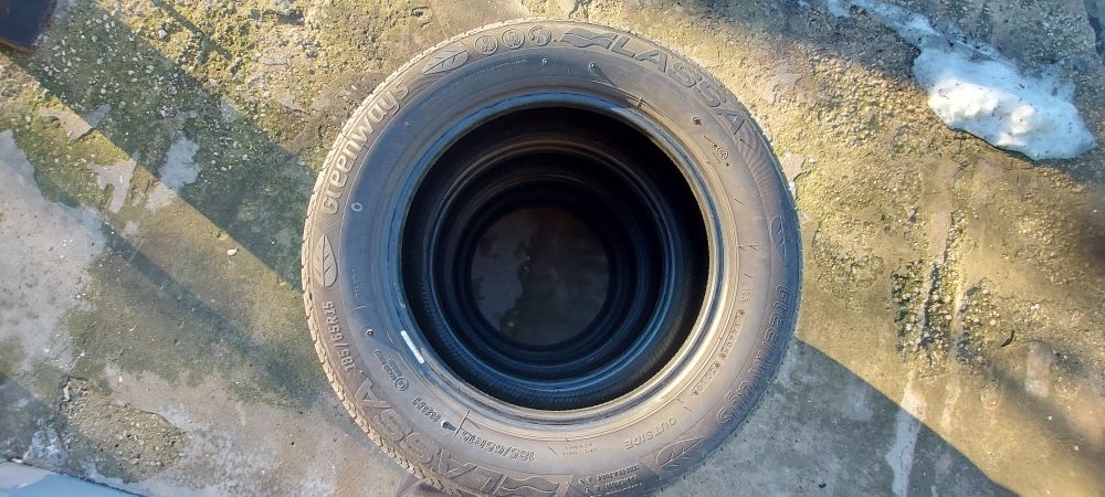 Продается комплект летней мягкой резины Lassa R15/185/65