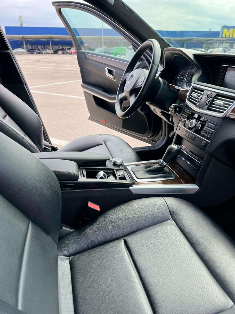 Mercedes E-Class фото 4