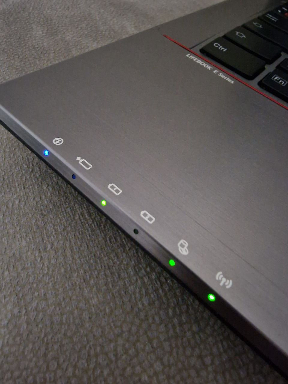 Laptop ieftin Fujitsu Lifebook E746 14" i5-6300/12Gb DDR4/SSD 250gb foto 8