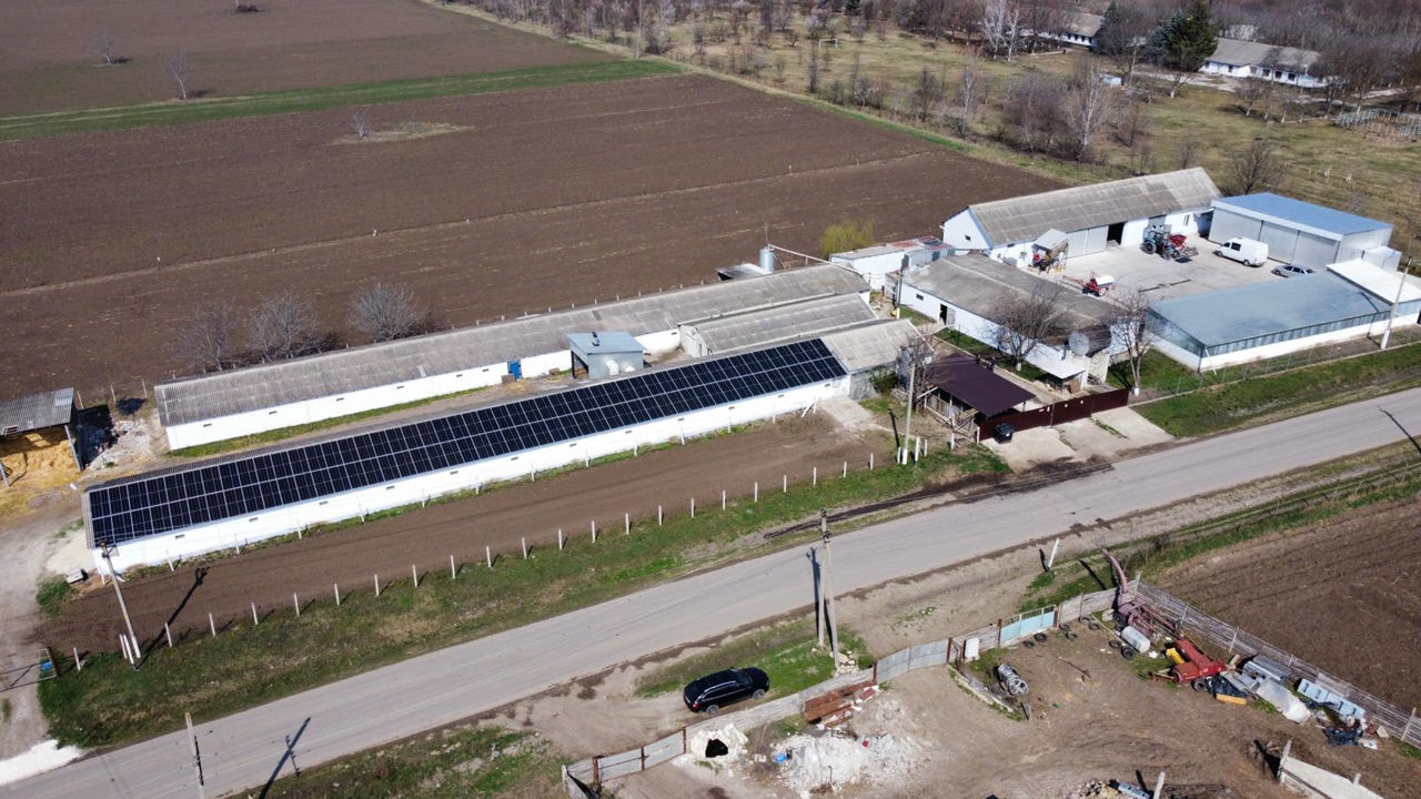Instalare panouri fotovoltaice foto 0