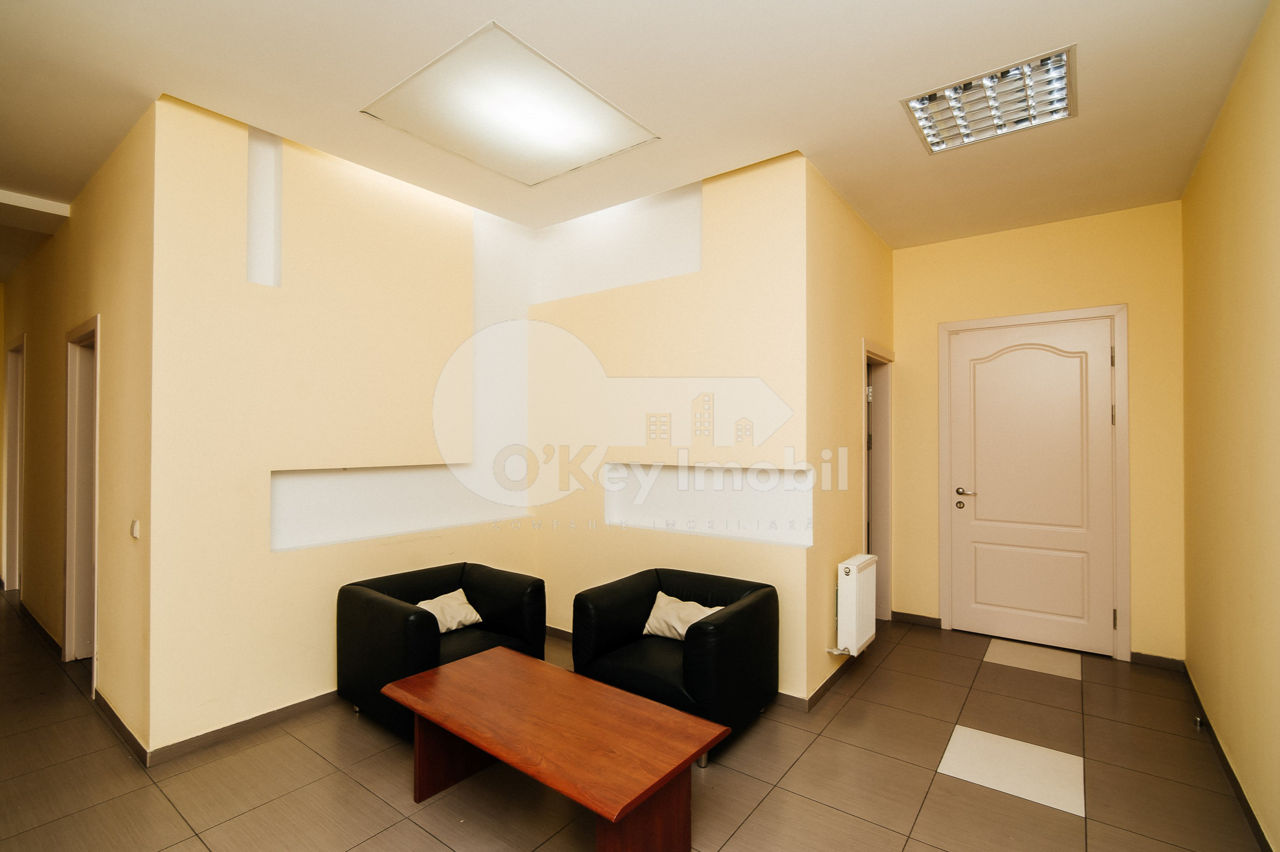 Spațiu comercial, 430 mp, Buiucani, 3870 € ! foto 7