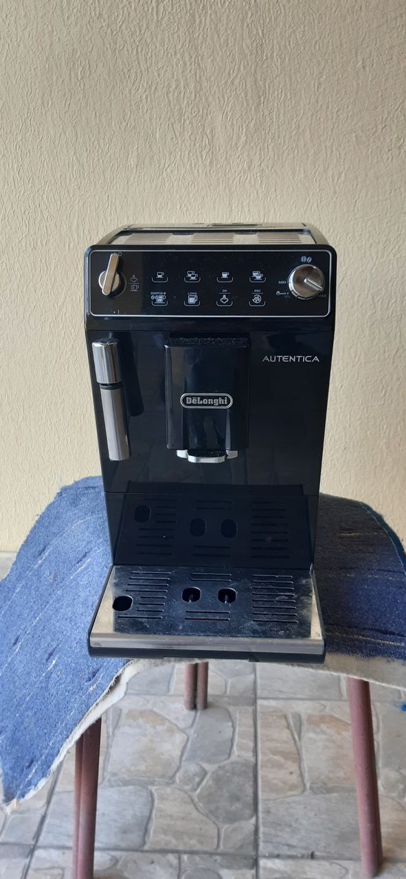 Кофемашина Delonghi Autentica