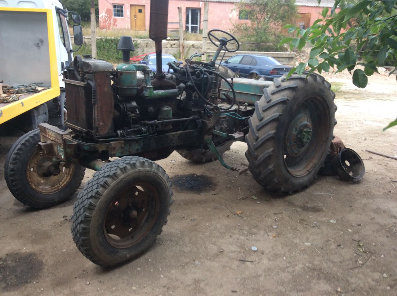 срочно куплю трактор