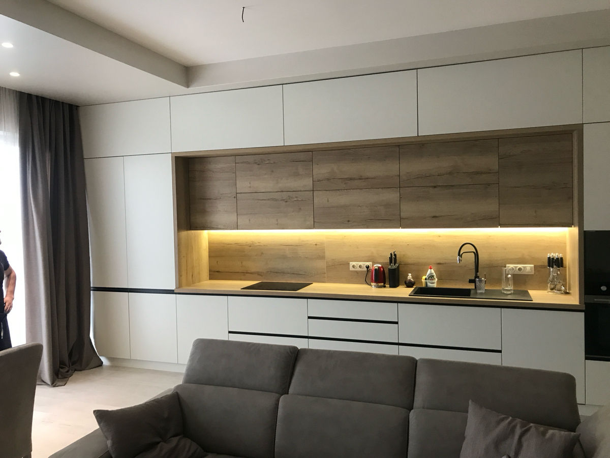 Mobilă la comandă ,lumină led+vopsire fasade MDF foto 8