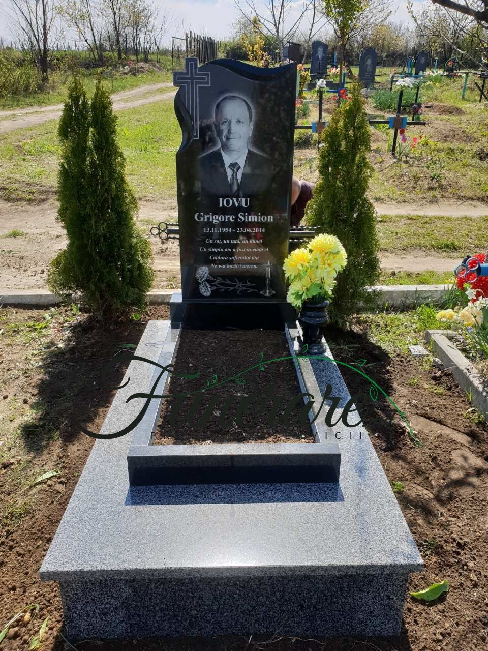 Monumente funerare din granit Strășeni,Călărași, Hîncești, Nisporeni. фото 6