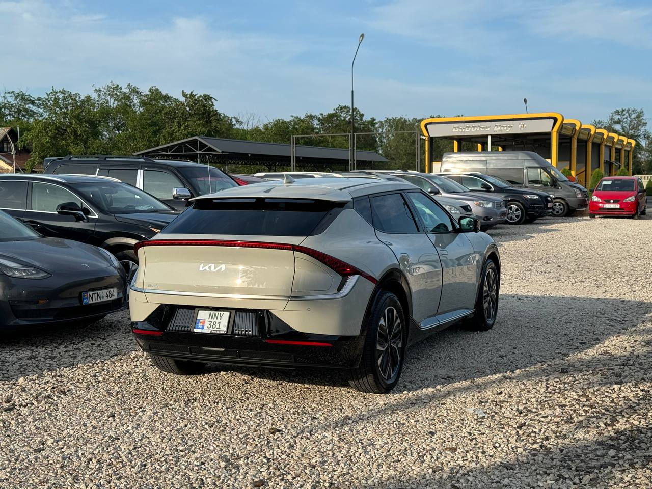 KIA EV6 фото 3