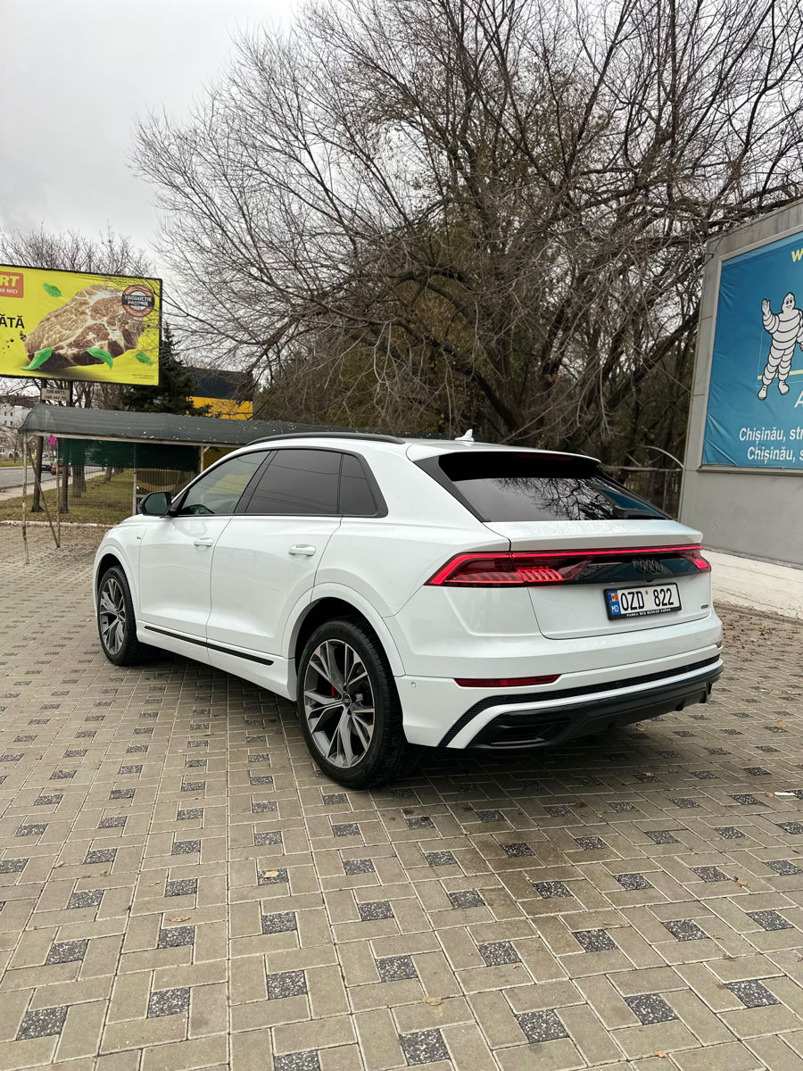 Audi Q8 фото 3