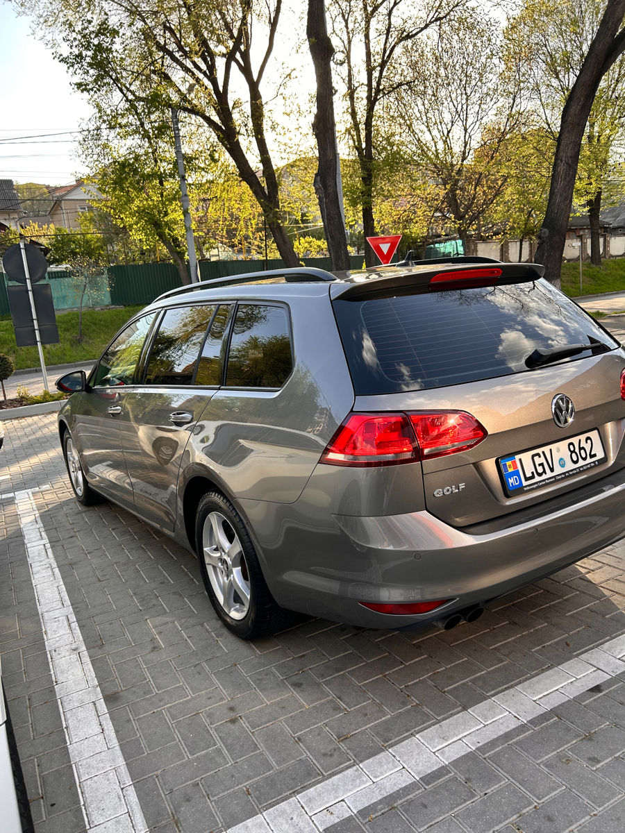 Volkswagen Golf foto 3