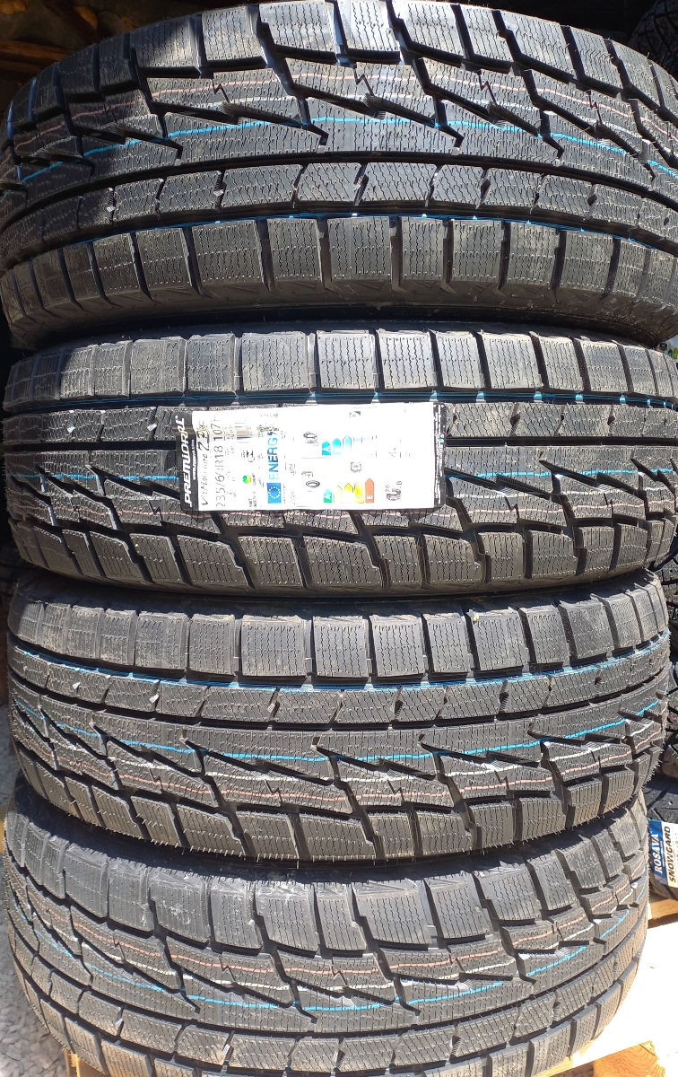 235 60 R18  фото 0