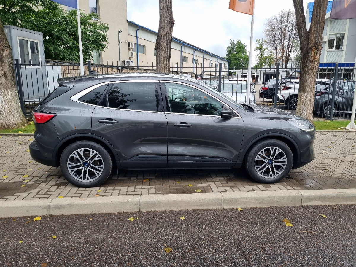 Ford Kuga 2020 photo 3