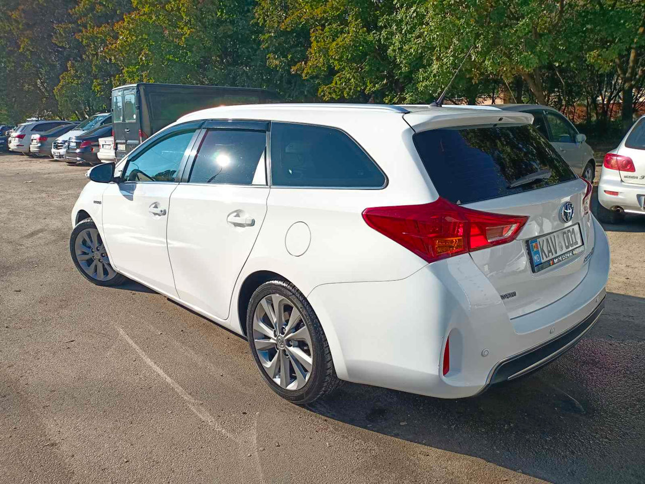 Toyota Auris foto 2