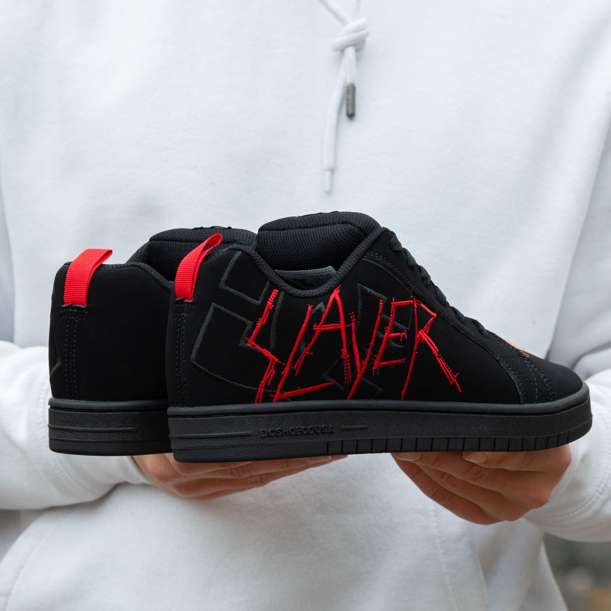 DC х Slayer Court Graffik Unisex foto 5