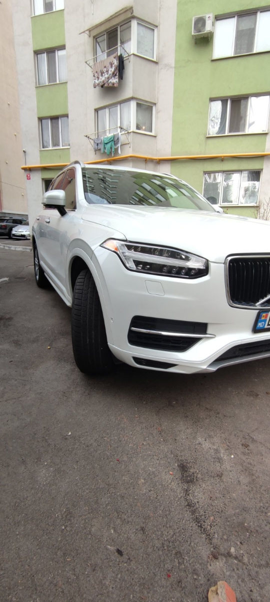 Volvo XC90 foto 0