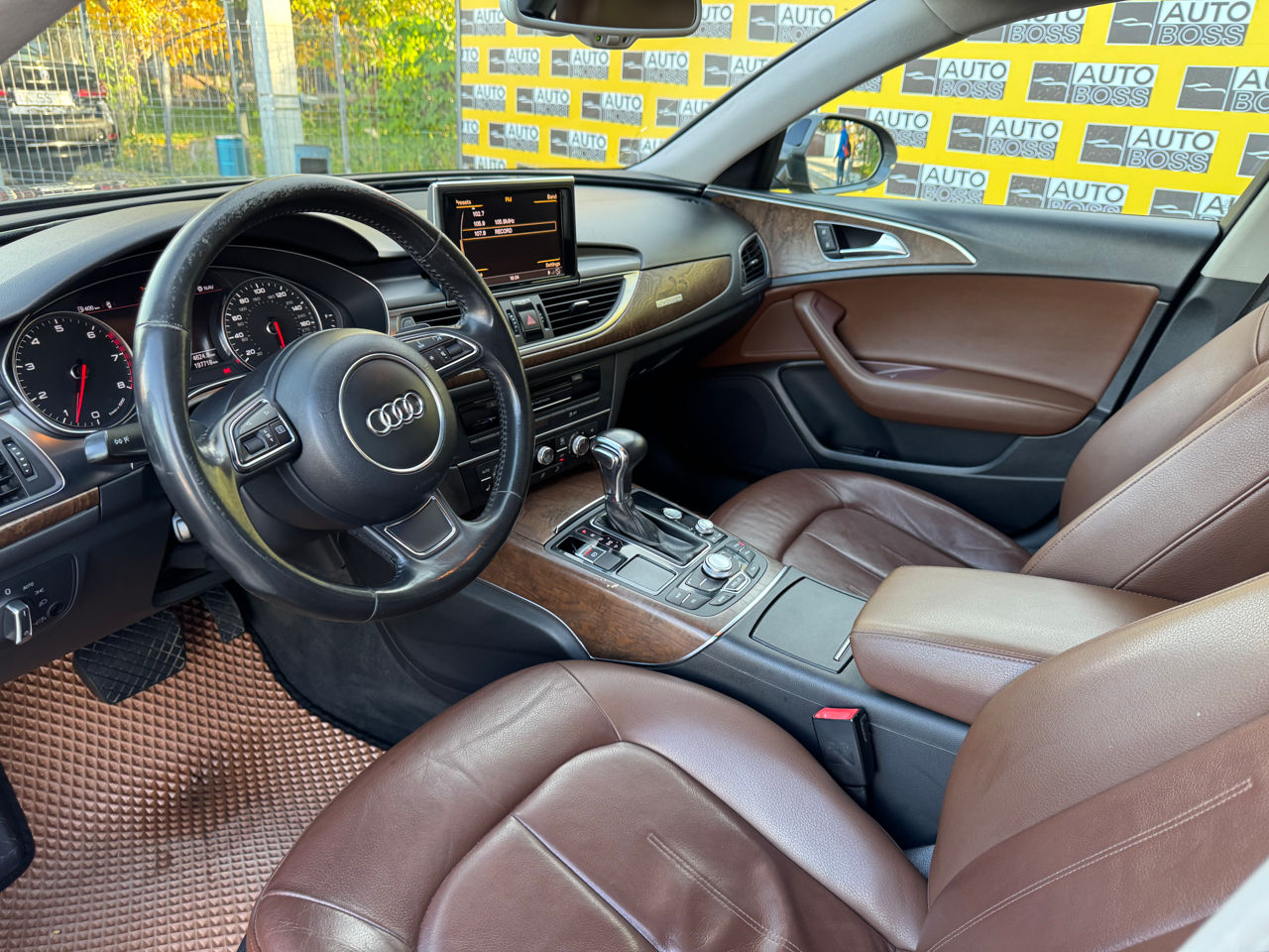 Audi A6 foto 8