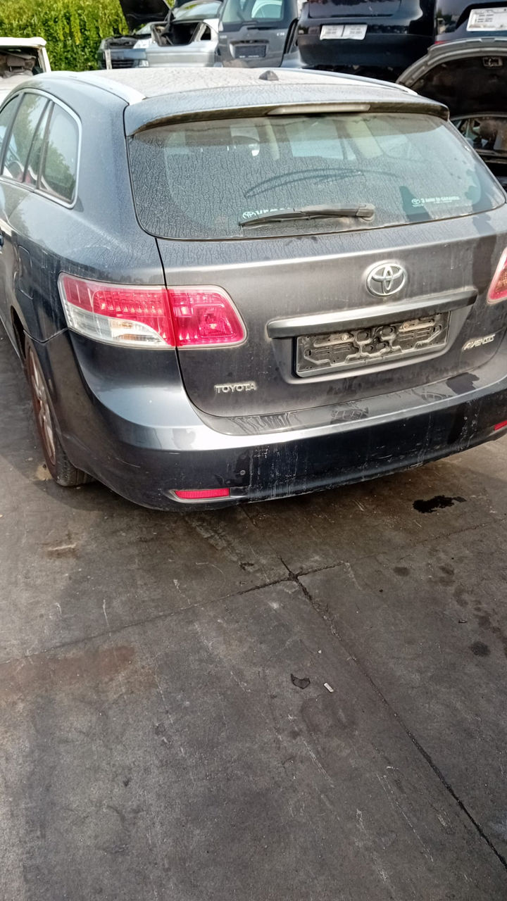 Piese Toyota Avensis T27 foto 0