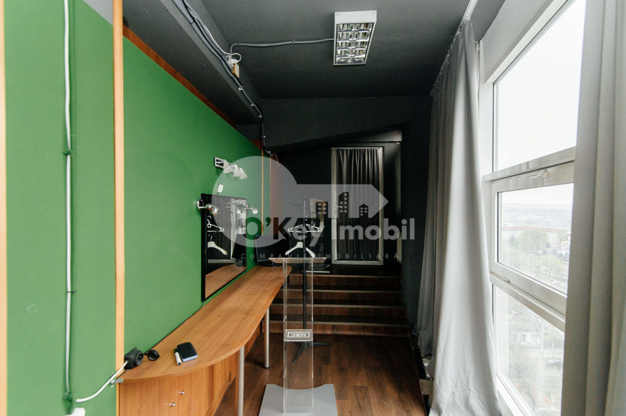 Oficiu cu o suprafață de 300 mp, Centru, 450000 € ! foto 10